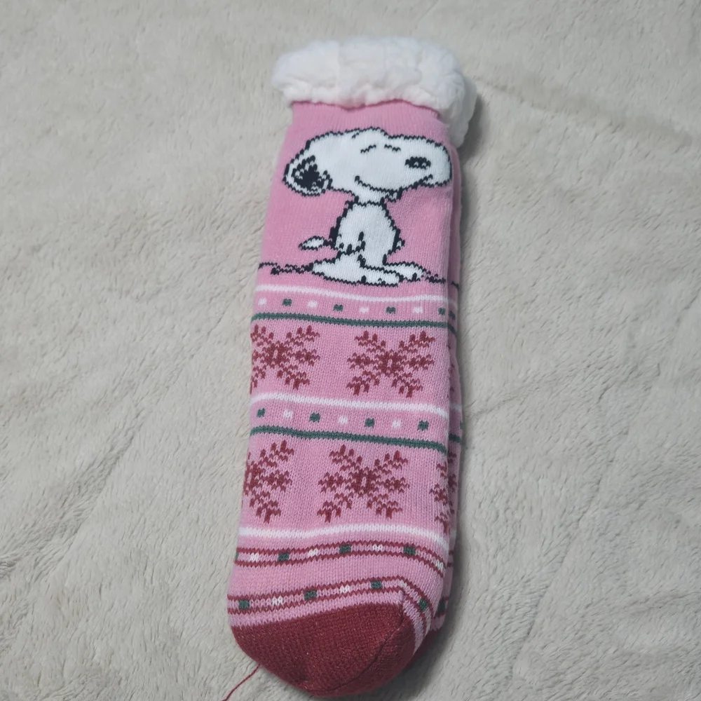 Snoopy Sherpa Lined Socks - One Size Fits Most Non-Slip Snoopy Lounge Socks NEW
